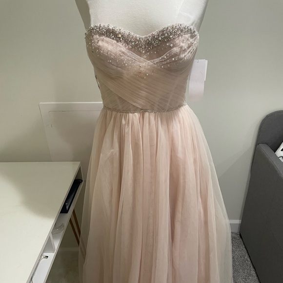 Formal Gown W/ Embellishments & Beading! - Picture 2 of 4